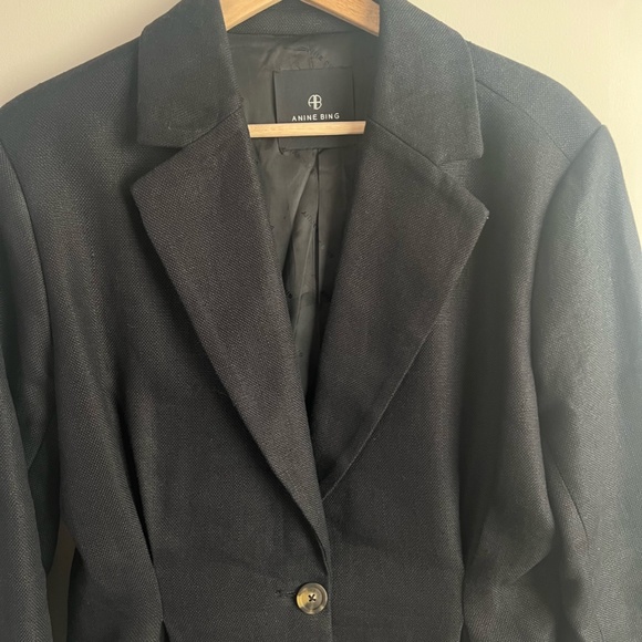 Anine Bing Taya Blazer in Black, 100% linen, lined - Picture 5 of 5